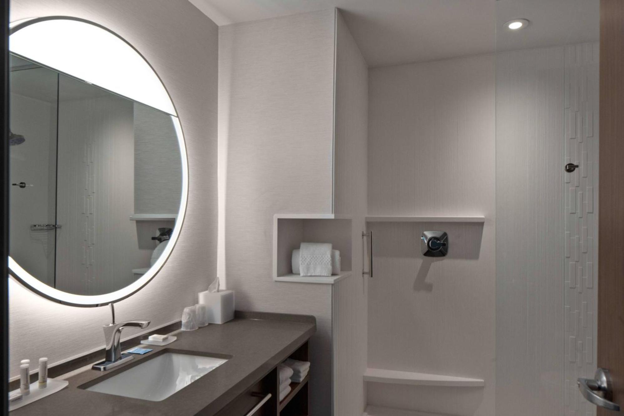Courtyard By Marriott Jefferson City Exteriör bild